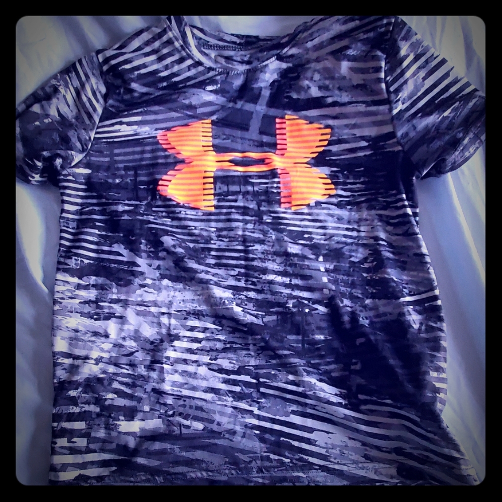 Boy's shirt worn once
